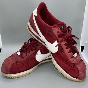 Maroon men’s Nike cortez shoes